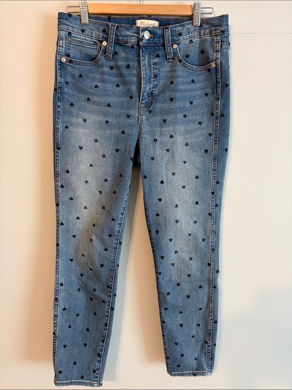 Madewell Light Blue 10in Skinny high rise Jeans with blue Heart Print. Size29.